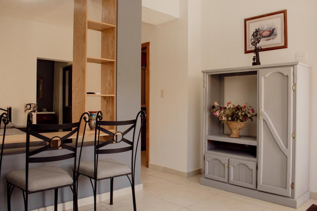 Suites Cervantes Τσιχουάχουα Εξωτερικό φωτογραφία